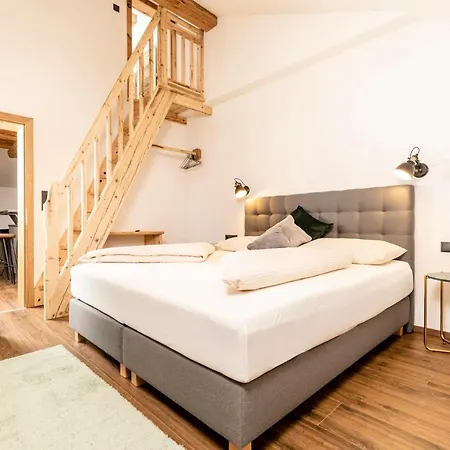 Gasthof Pension Knapp 스트라스 임 칠레르탈