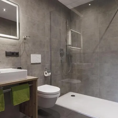 Gasthof Pension Knapp 게스트하우스 3*